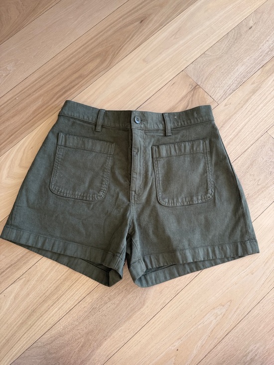 Madewell Pants - Madewell Olive High-Waist Utility Shorts